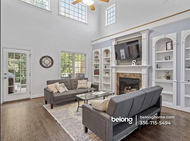 Building Photo - 4516 Ocean Crest Cir