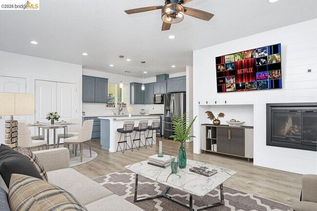 Foto del edificio - 5470 Gold Creek Cir
