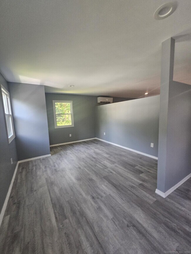 Building Photo - 80-82-82 Pearl Harbor Cir
