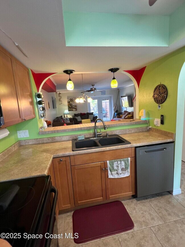 Foto del edificio - 299 Chandler St