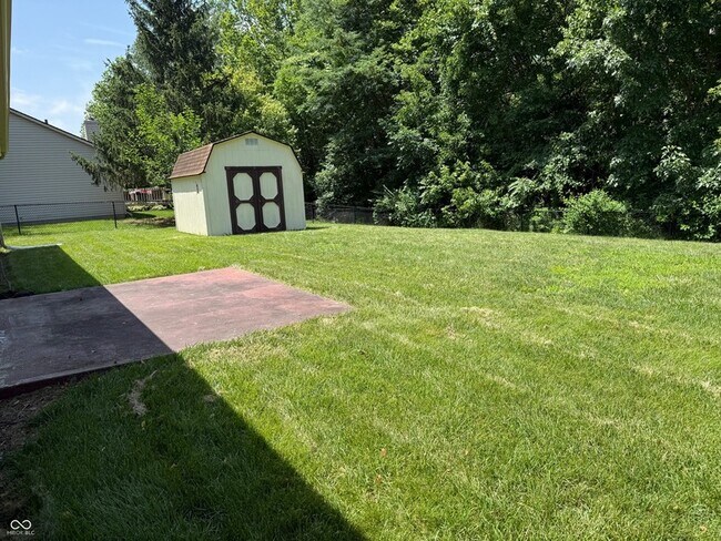 Building Photo - 6438 Thistle Bend