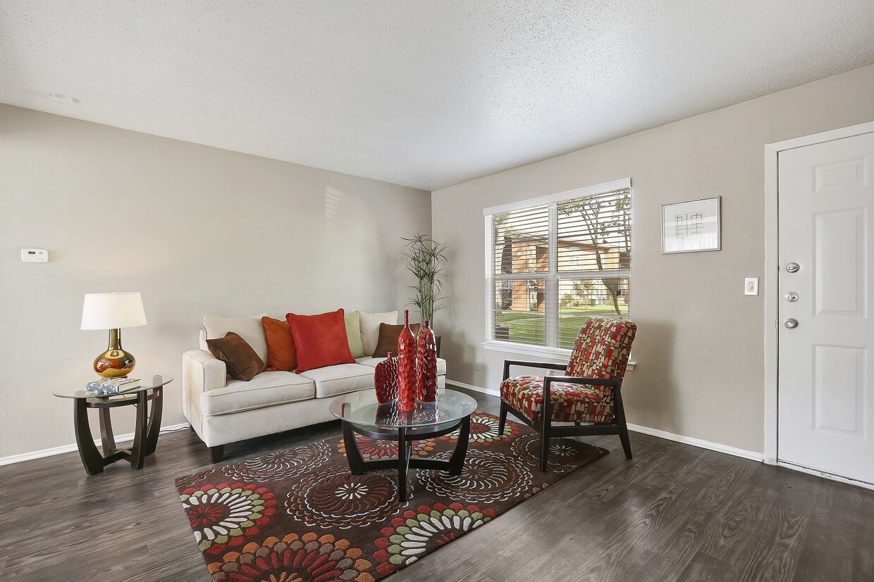 Summerwind Apartments Greenville, TX