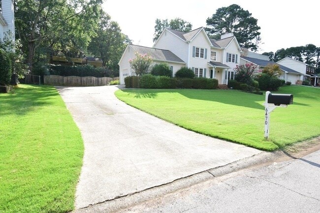 Foto del edificio - 6470 Bennington Dr