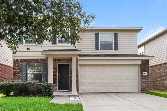 Building Photo - 15322 Key Crest Ln