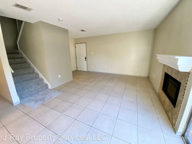 Foto del edificio - 2 br, 2.5 bath House - 1107 Brighton Drive #D