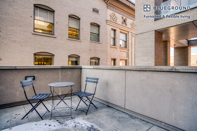 Foto del edificio - 1555 Blake St