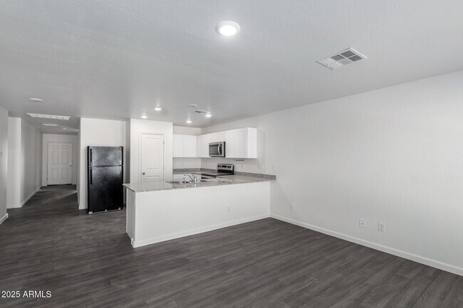 Foto del edificio - 9930 W Carousel Dr