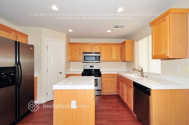 Foto del edificio - 3501 Mountain Park St