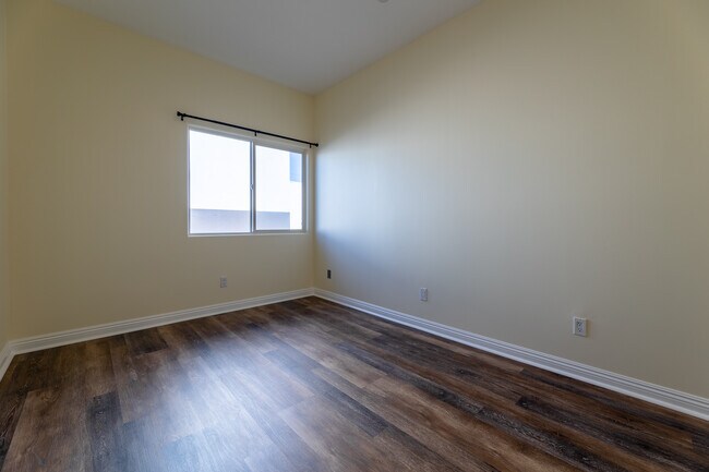 Foto del edificio - 4612 Vista del Monte Ave