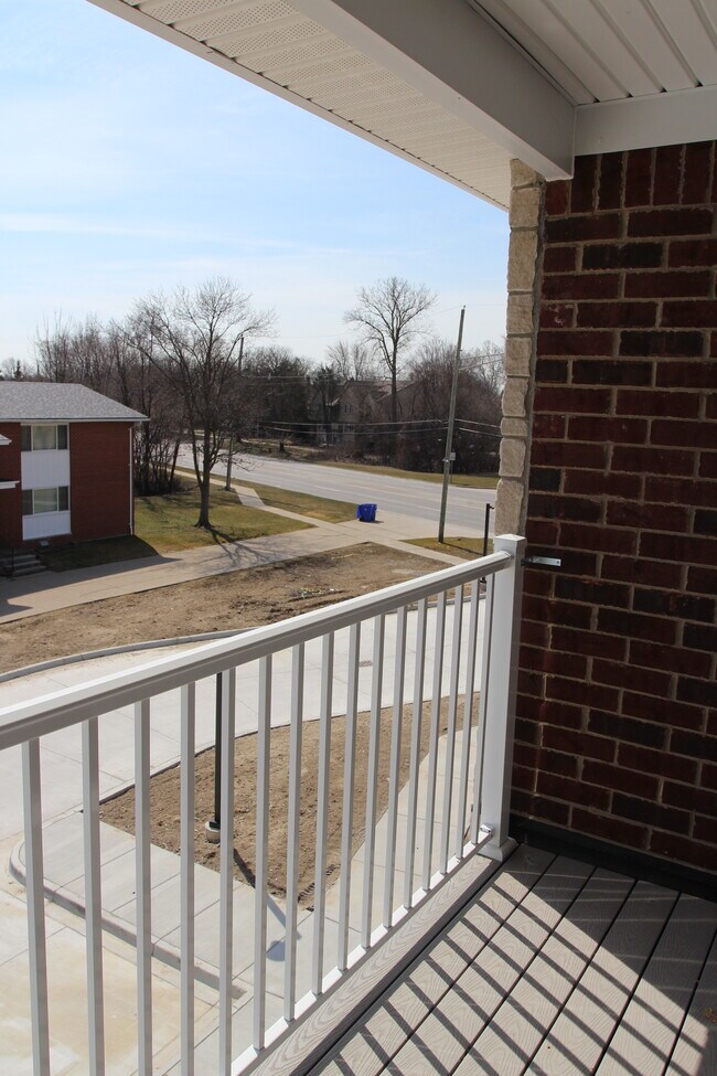 Utica Park Apartments Apartments in Fraser, MI