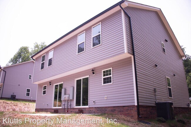 Building Photo - 3 br, 2.5 bath House - 568 Kirk Street