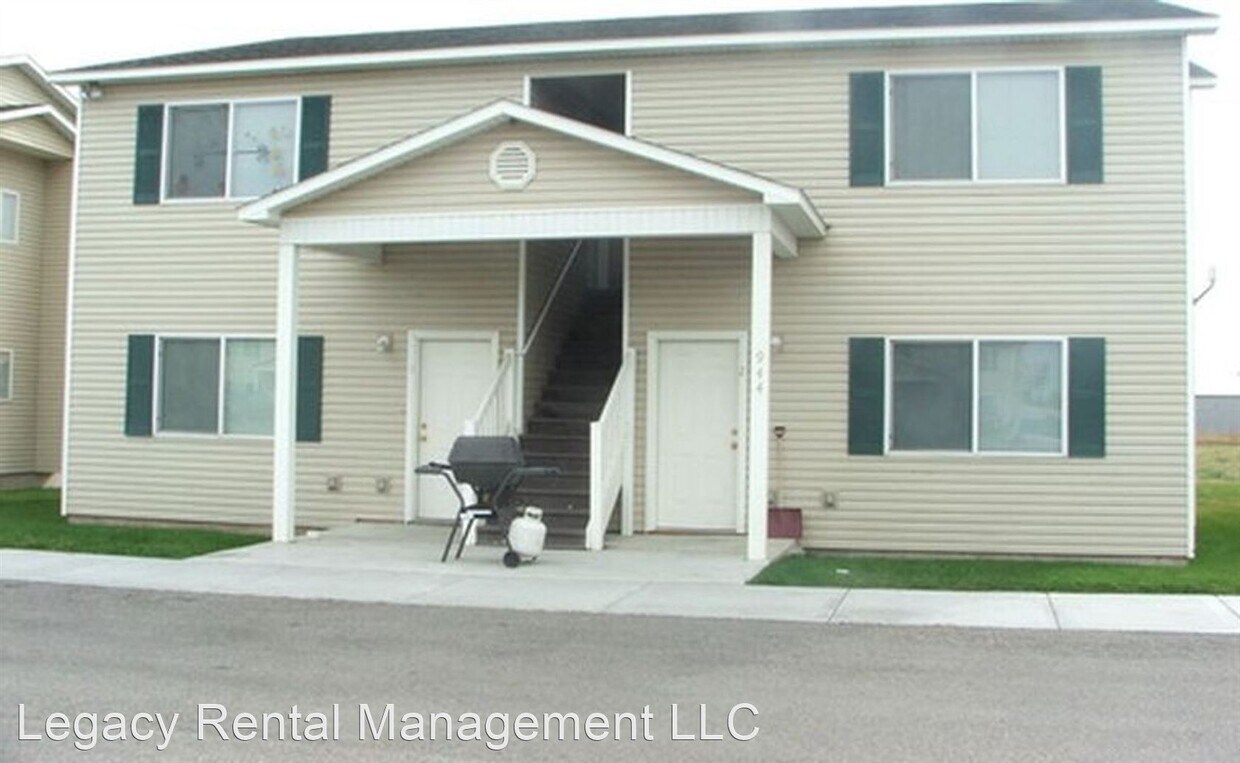 912 Anne St, Rexburg, ID 83440 Apartment for Rent in Rexburg, ID