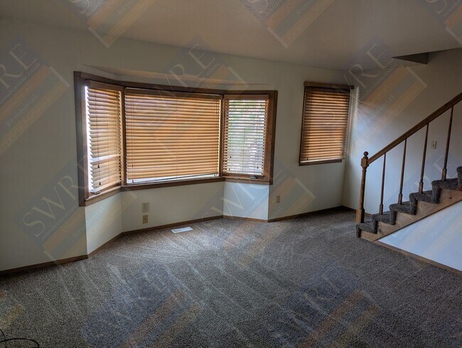 Foto del edificio - Coming Soon!  Showings available after Jun...