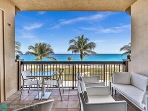 Building Photo - 4444 El Mar Dr
