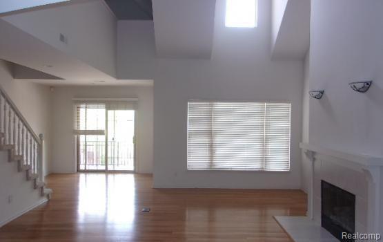 Foto del edificio - 161 Allenhurst Ave
