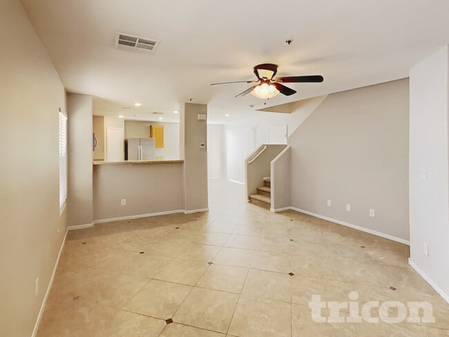 Foto del edificio - 1092 Country Coach Dr