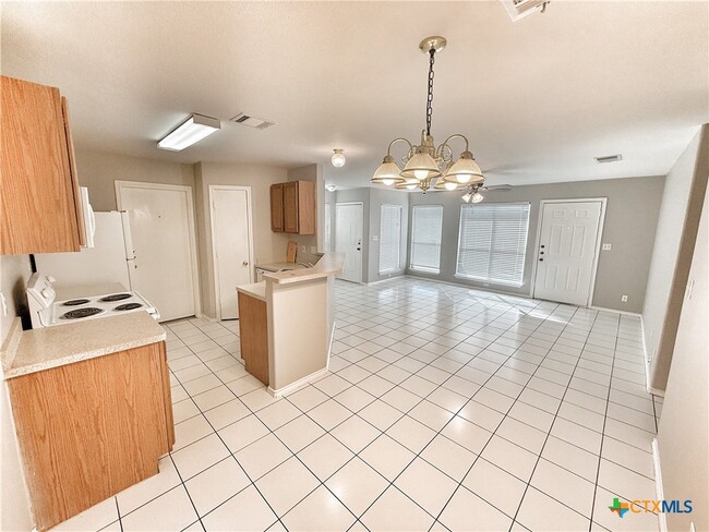 Building Photo - 2754 FM1044