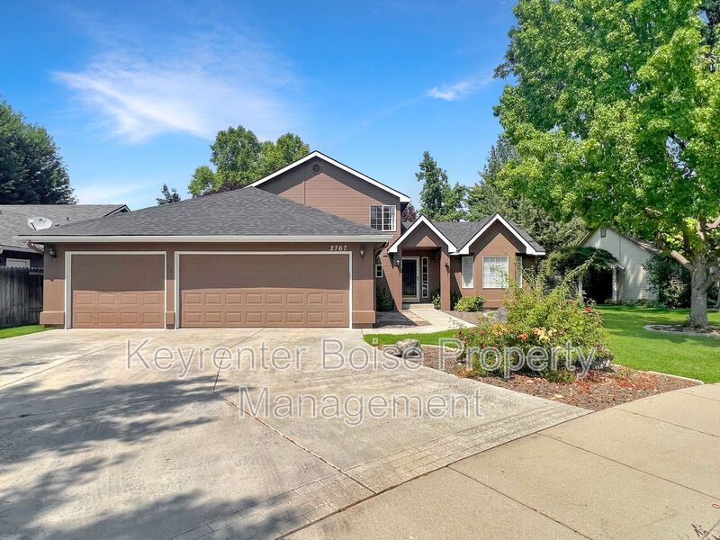Primary Photo - 2767 N Snow Goose Way