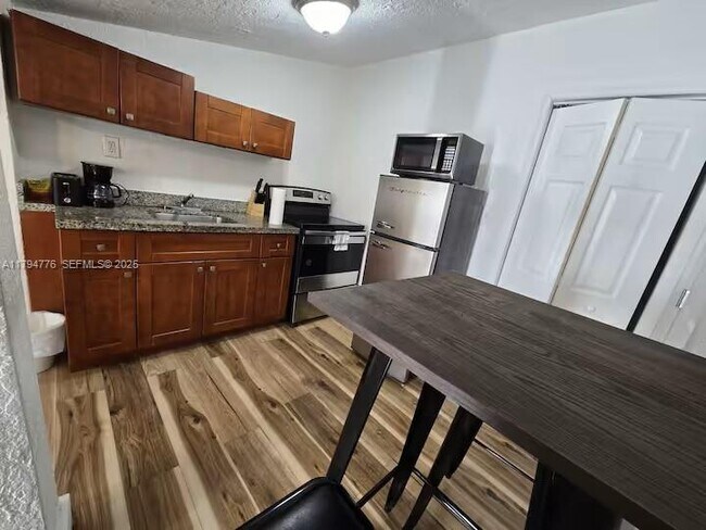 Foto del edificio - 7638 N Miami Ave