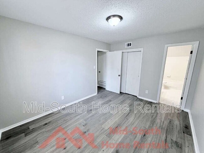 Foto del edificio - 139 N Claybrook St