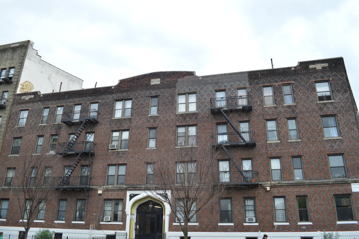 Building Photo - 1810 Cortelyou Rd