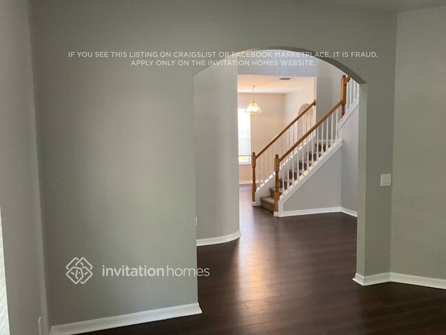 Building Photo - 9820 White Barn Way