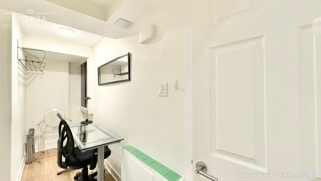 Building Photo - 1536 Beechlawn Dr