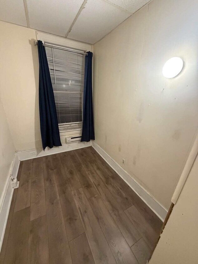 Foto del edificio - "Room for Rent - S Front St Steelton!"