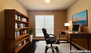 Building Photo - 1907 Roaring Fork