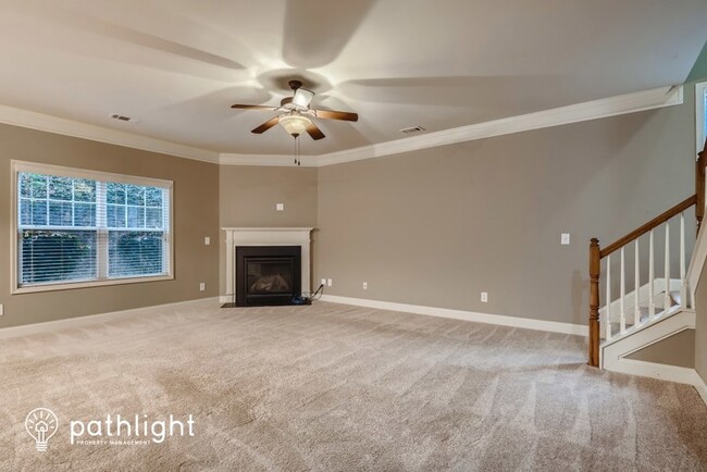 Building Photo - 512 Crestmont Ln, Canton, GA, 30114