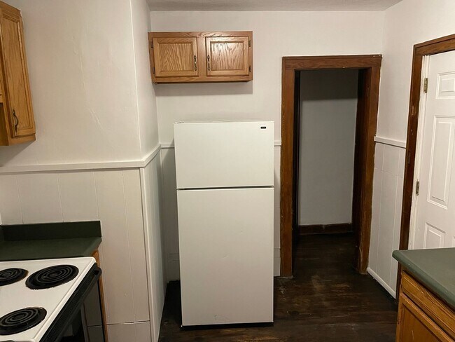 Foto del edificio - 3 Bedroom 1st Floor For Rent