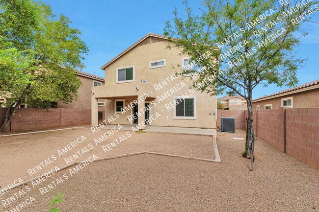 Foto del edificio - 445 W Corte Planga