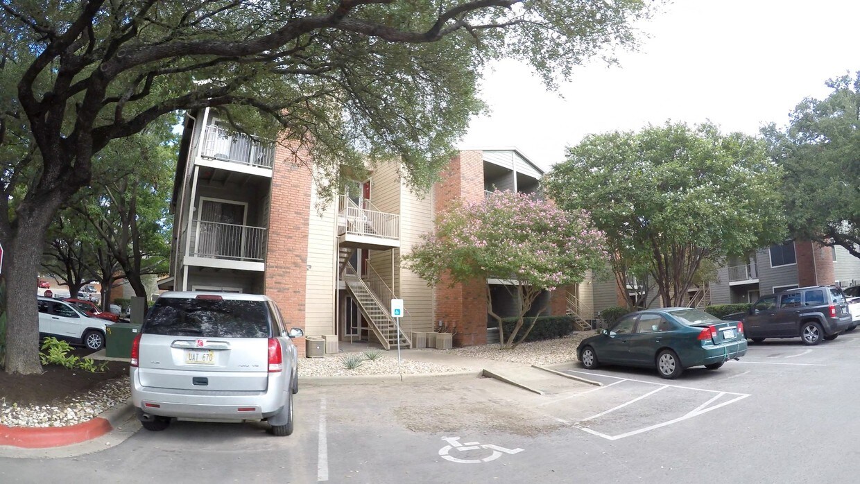 Primary Photo - 3300 Duval Rd