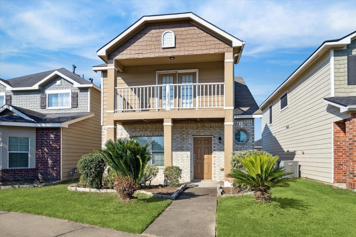 Foto principal - 20566 Sycamore Crest Ln