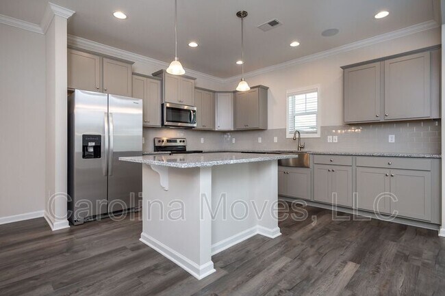 Foto del edificio - 124 Strongridge Trl