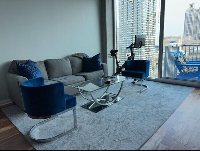 Foto del edificio - 400 W Peachtree St NW