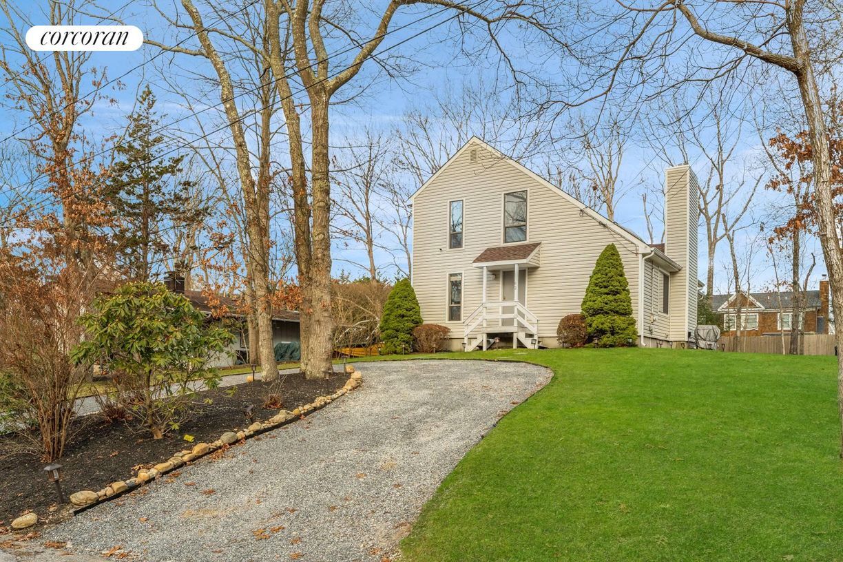 82 Hillside Dr E, Sag Harbor, NY 11963 House Rental in Sag Harbor, NY