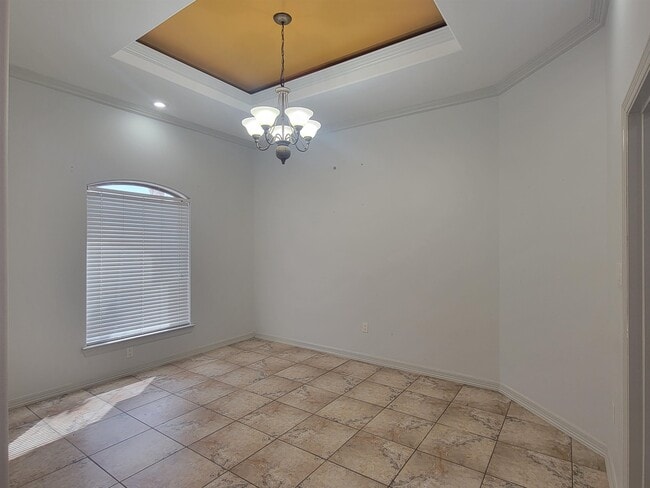 Building Photo - 2024 Durango Ave