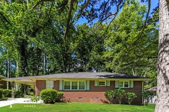 Building Photo - 2712 Cherry Laurel Ln SW
