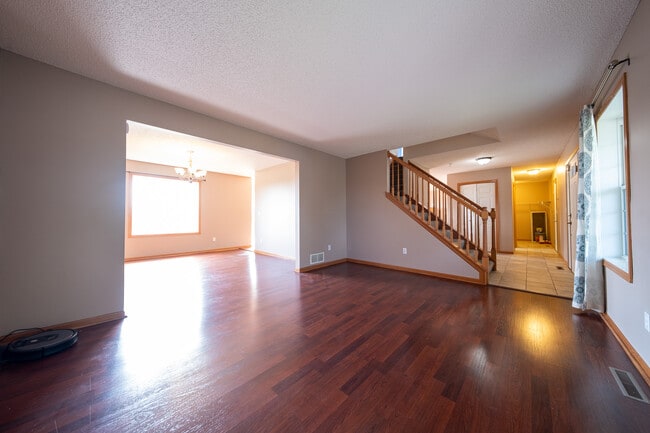 Building Photo - 10415 Ponds Way