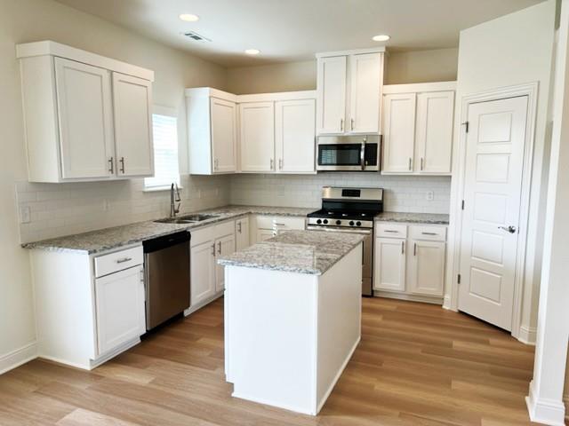 Building Photo - 5805 SW Teppee Ave