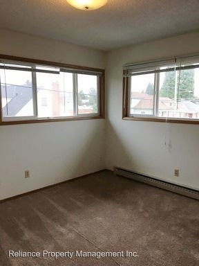 Foto del edificio - 2624 NE Weidler St