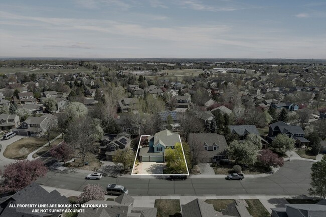 Building Photo - Beautiful Stetson Creek home!