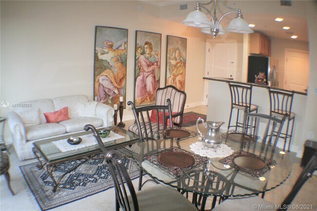 Foto del edificio - 16102 Emerald Estates Dr