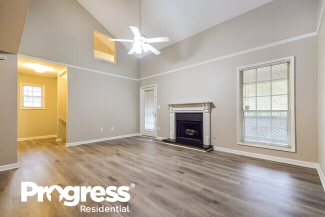 Foto del edificio - 6422 Pinebark Way