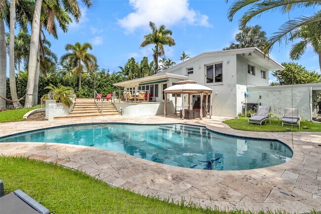 Foto del edificio - 2613 Tortugas Ln