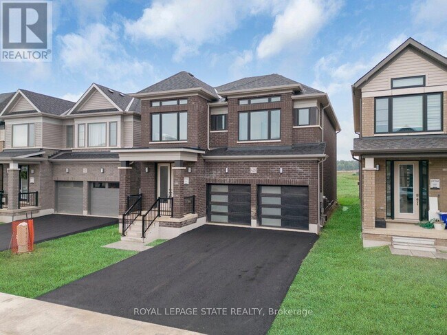 Building Photo - 628 Windwood Dr