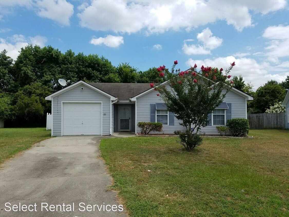 Primary Photo - 3 br, 2 bath House - 108 Sutton Dr.