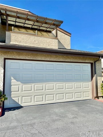 Building Photo - 13901 Nadia Way