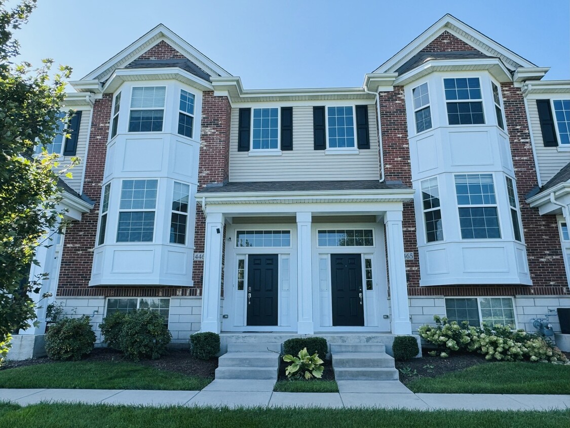 Foto principal - 4463 Monroe Ct